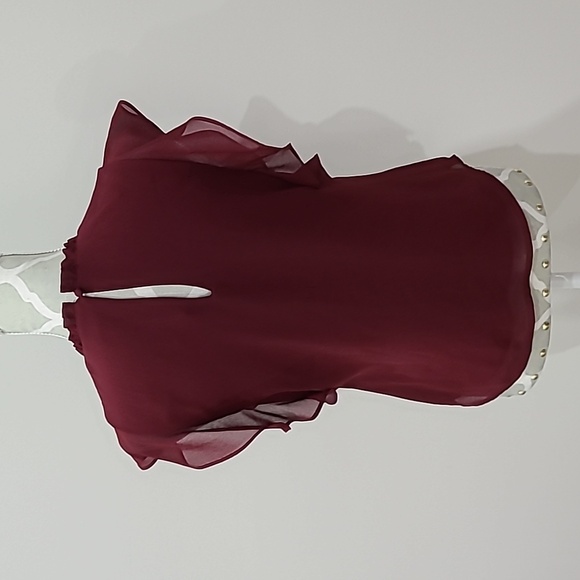 NWT Dynamite Maroon Ruffle Top - Picture 6 of 6